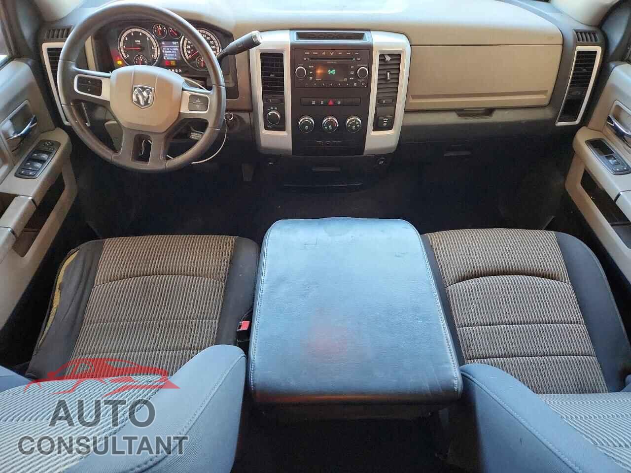 DODGE RAM 1500 2009 - 1D3HV18TX9S739880