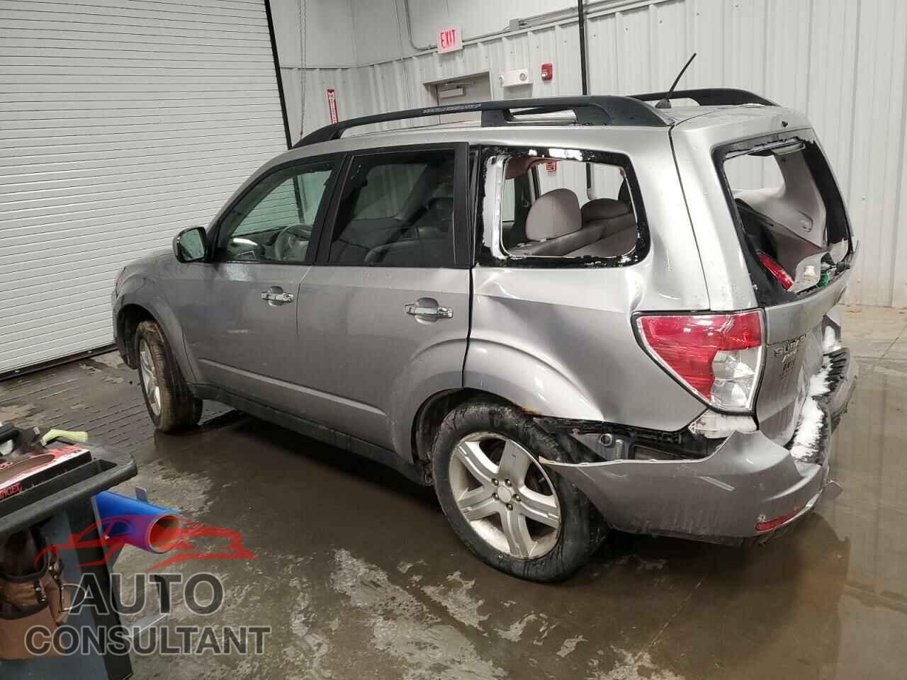 SUBARU FORESTER 2009 - JF2SH63689H780723