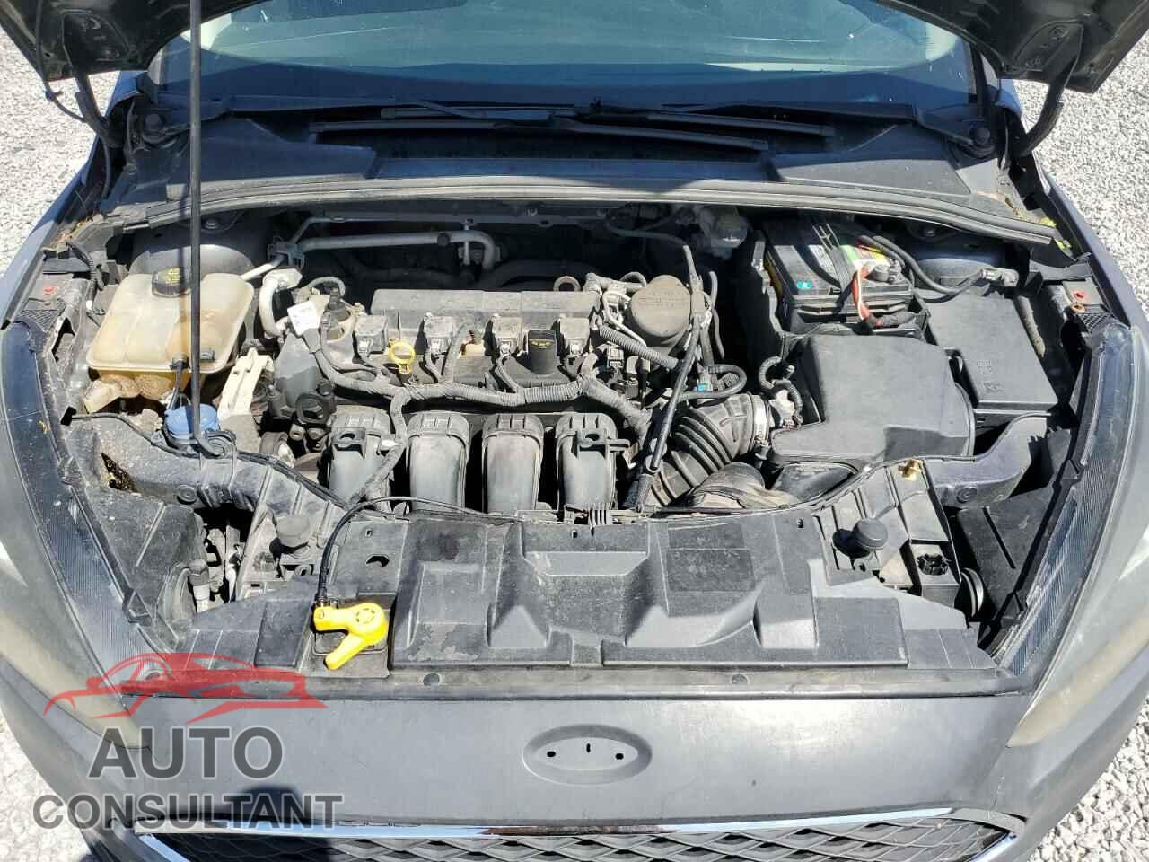 FORD FOCUS 2015 - 1FADP3F25FL260771
