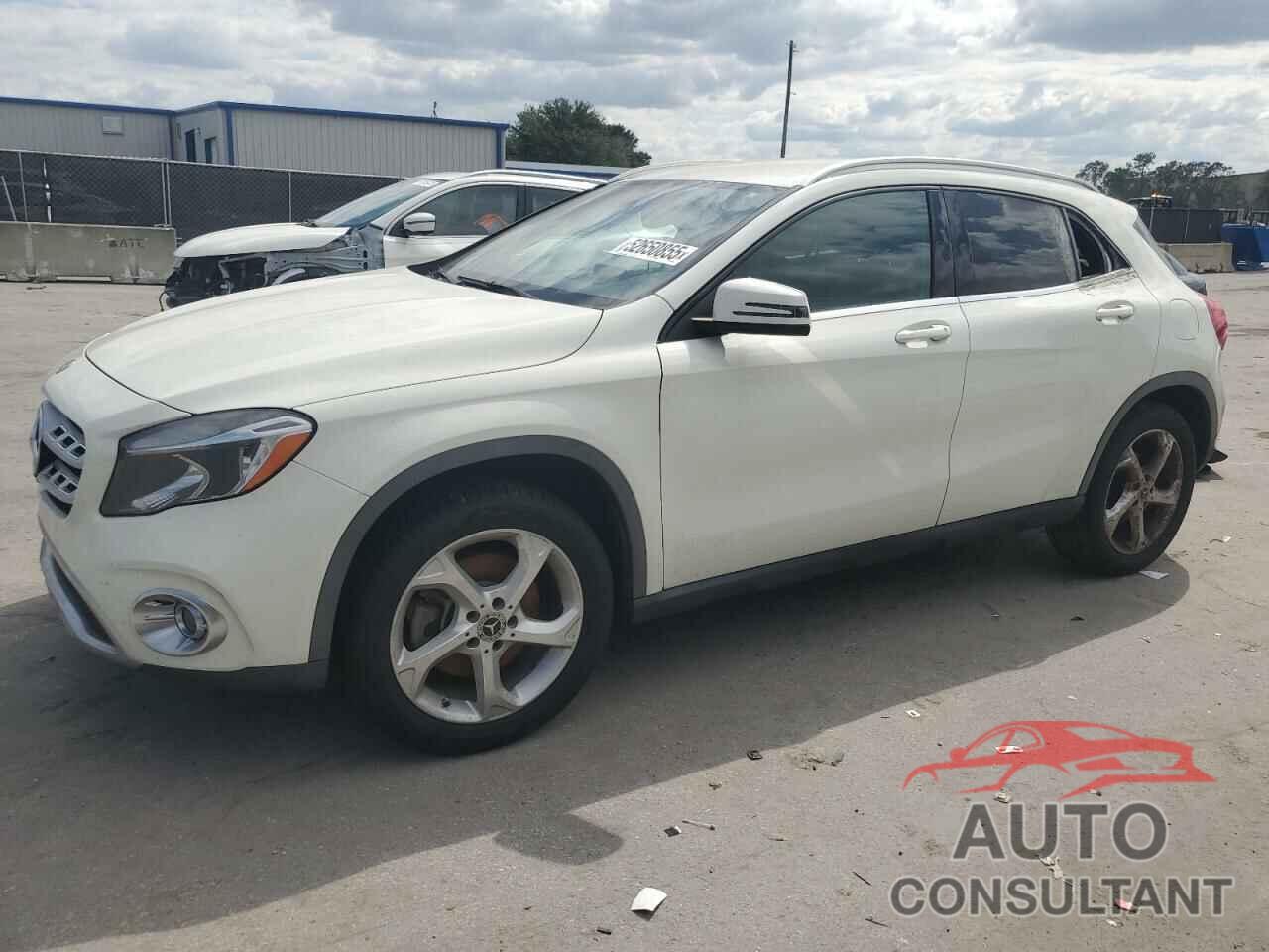 MERCEDES-BENZ GLA-CLASS 2018 - WDCTG4EB7JJ468128