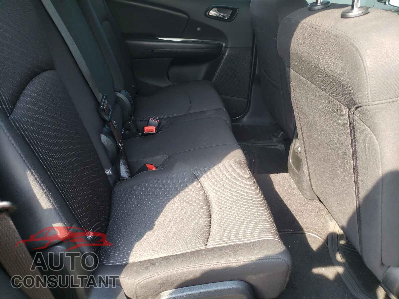 DODGE JOURNEY 2018 - 3C4PDCAB2JT236402