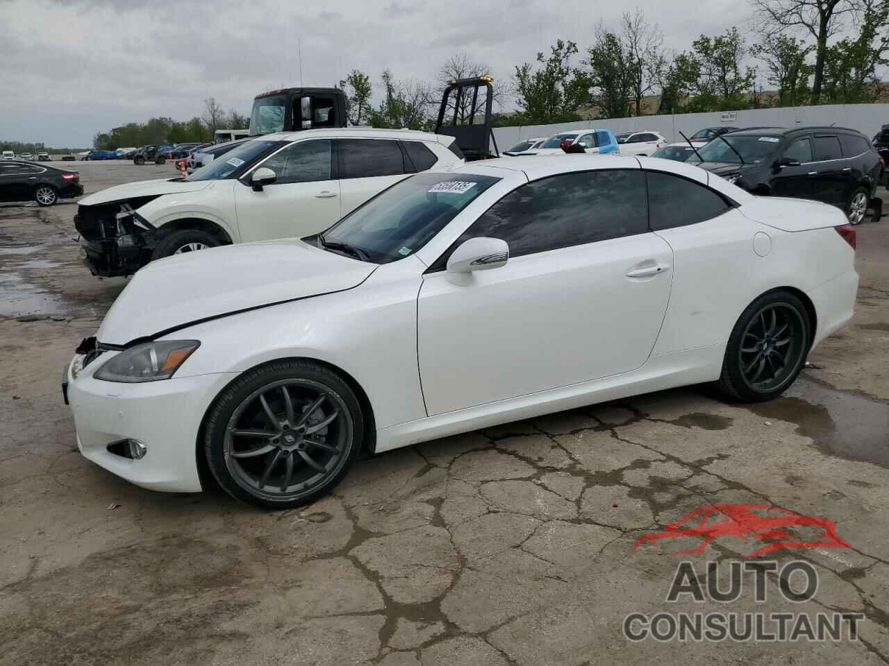 LEXUS IS 2012 - JTHFF2C23C2524901
