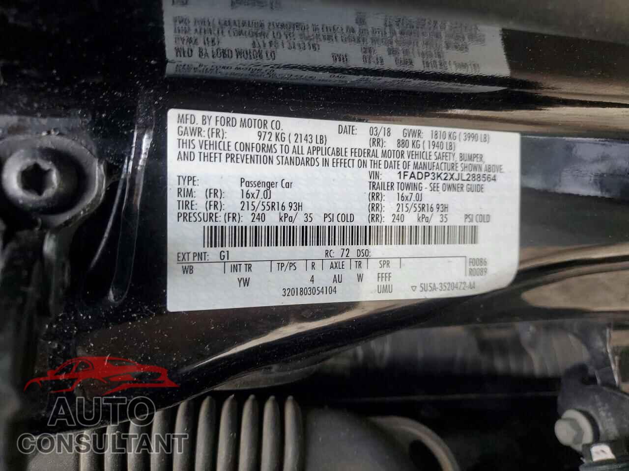 FORD FOCUS 2018 - 1FADP3K2XJL288564