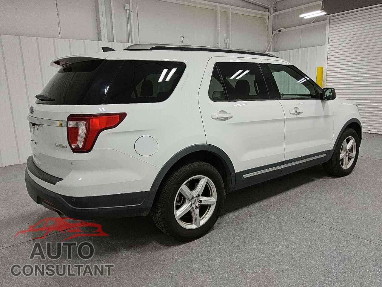 FORD EXPLORER 2018 - 1FM5K7DH1JGC42552