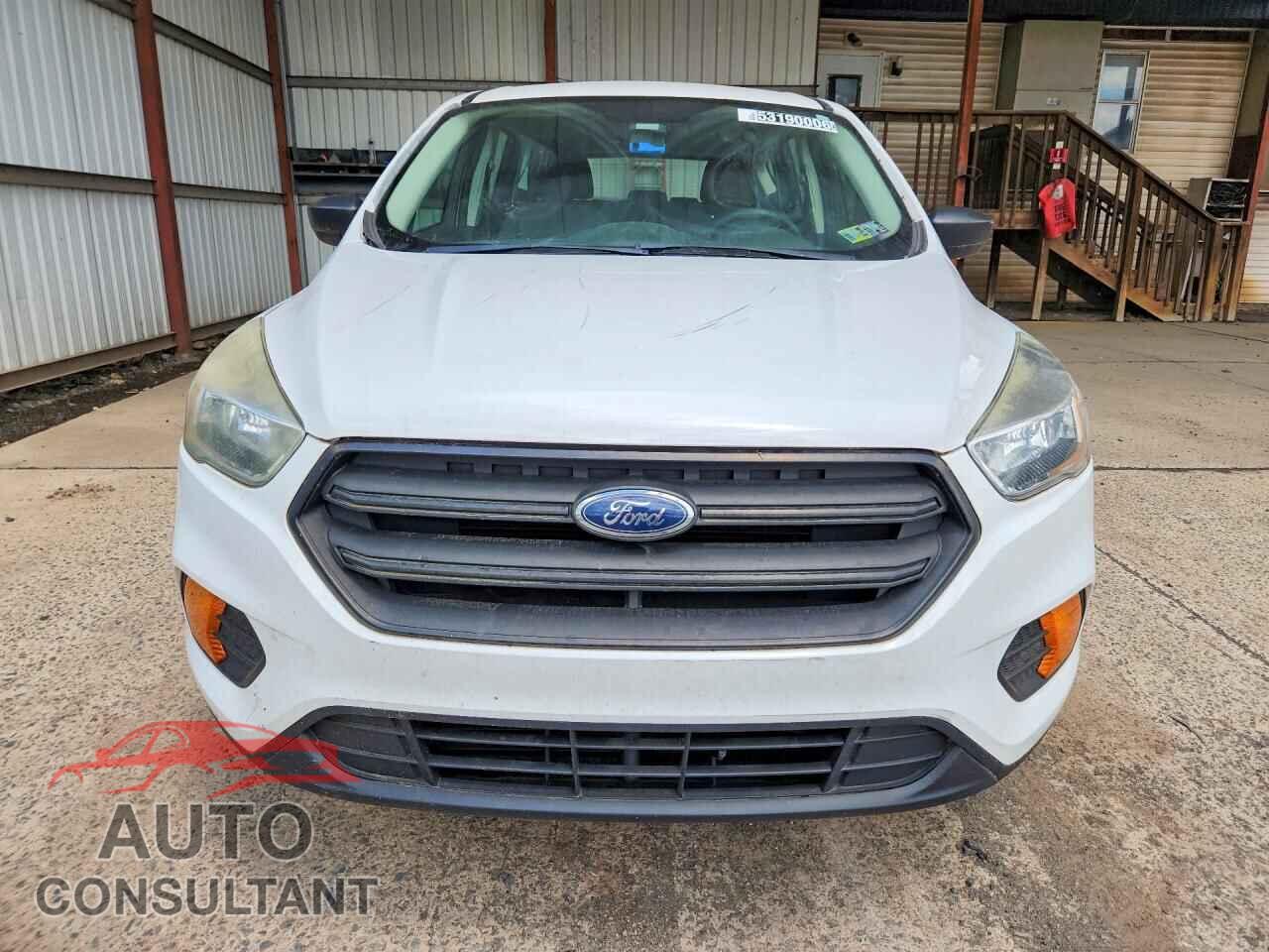 FORD ESCAPE 2017 - 1FMCU0F79HUD86181