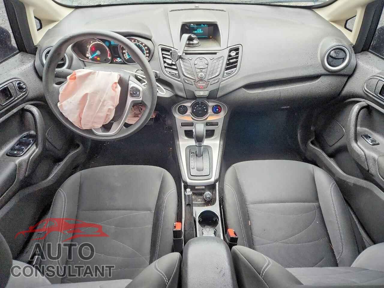 FORD FIESTA 2017 - 3FADP4EJ1HM140496