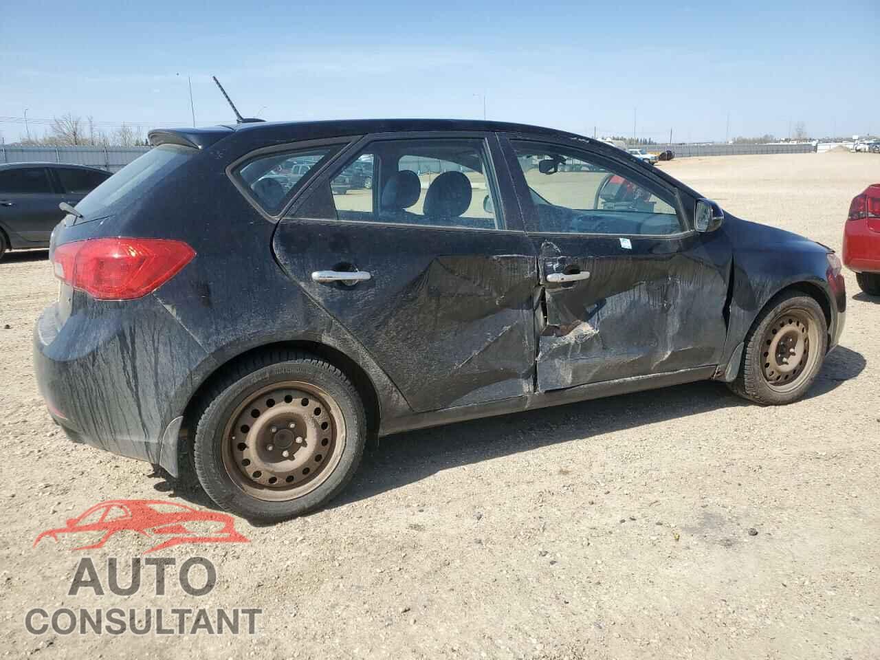 KIA FORTE 2011 - KNAFW5A36B5431251