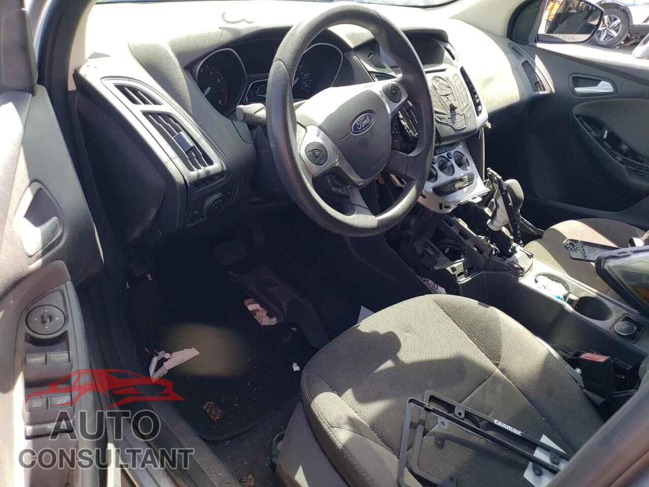 FORD FOCUS 2013 - 1FADP3F27DL271526