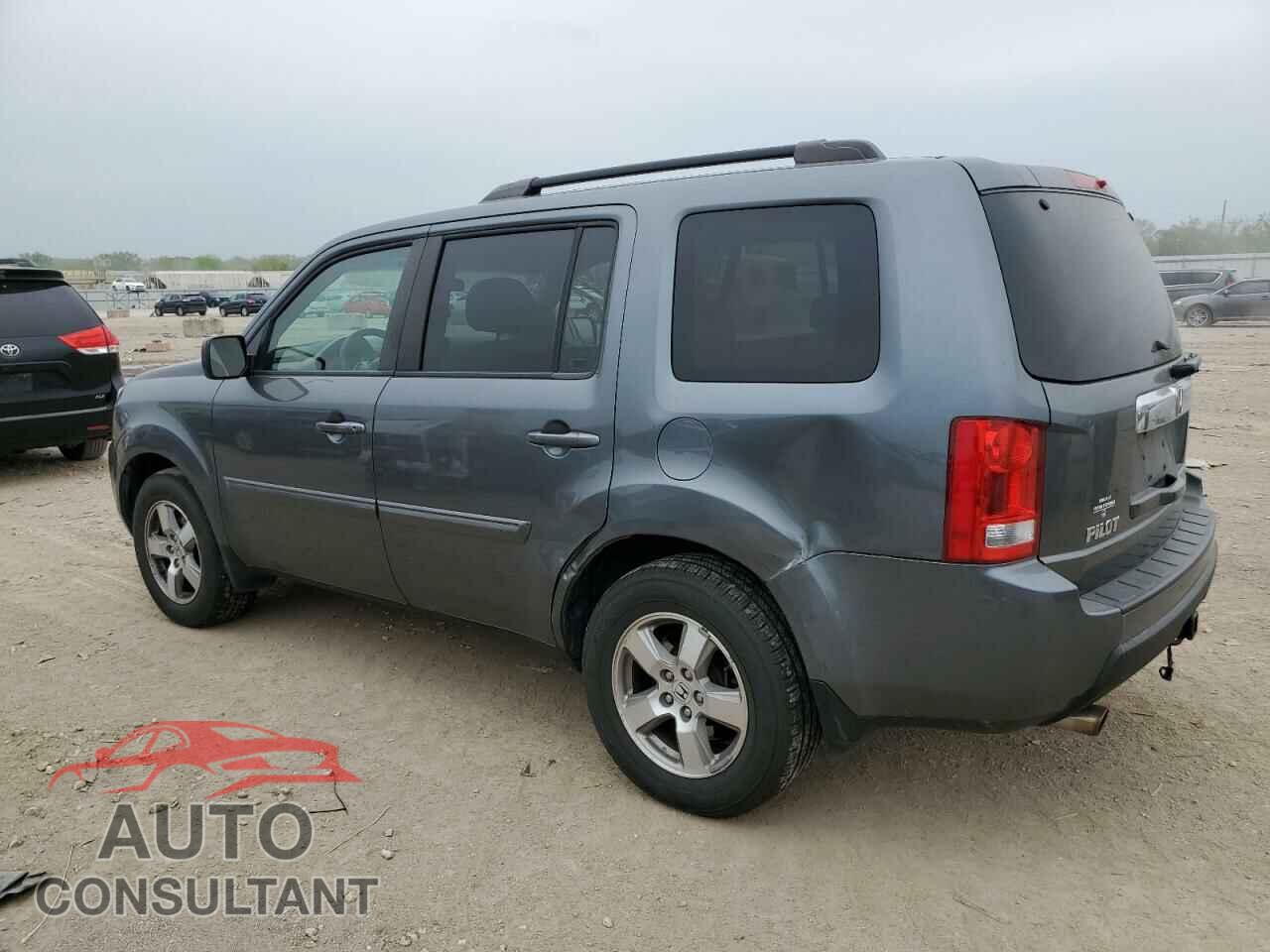HONDA PILOT 2010 - 5FNYF4H47AB021852