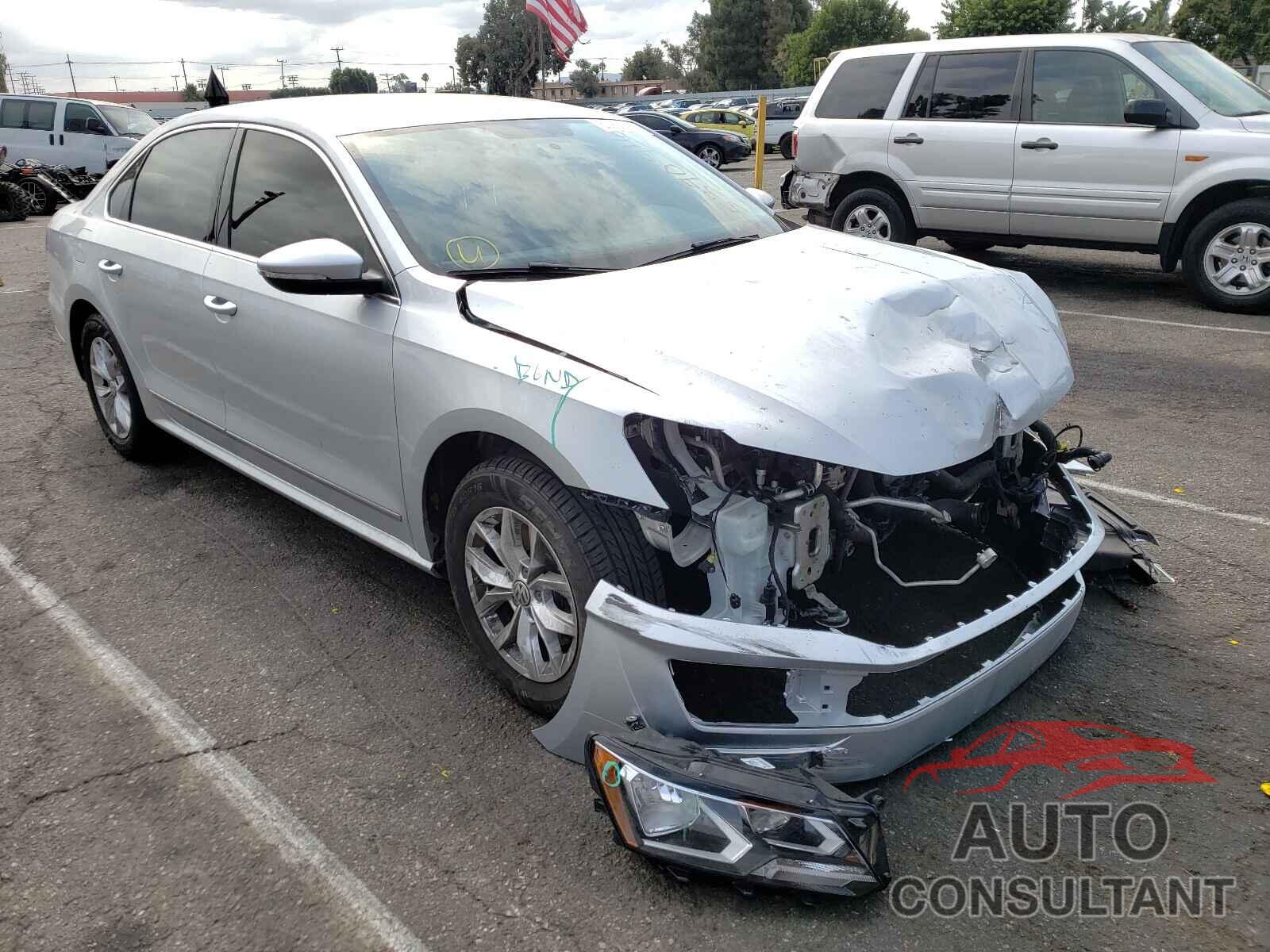 VOLKSWAGEN PASSAT 2017 - 1VWAT7A35HC046315