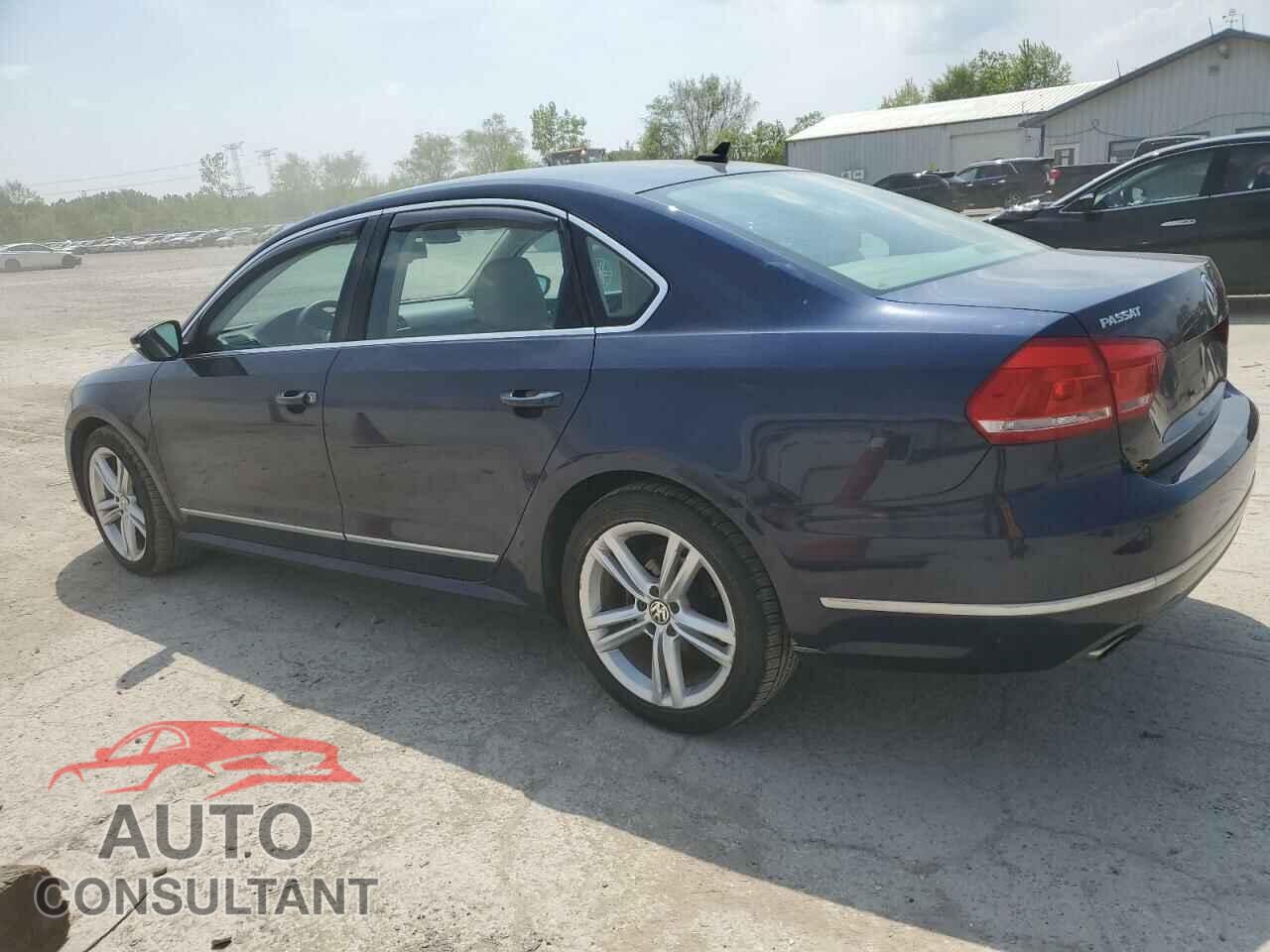 VOLKSWAGEN PASSAT 2012 - 1VWCM7A33CC012145