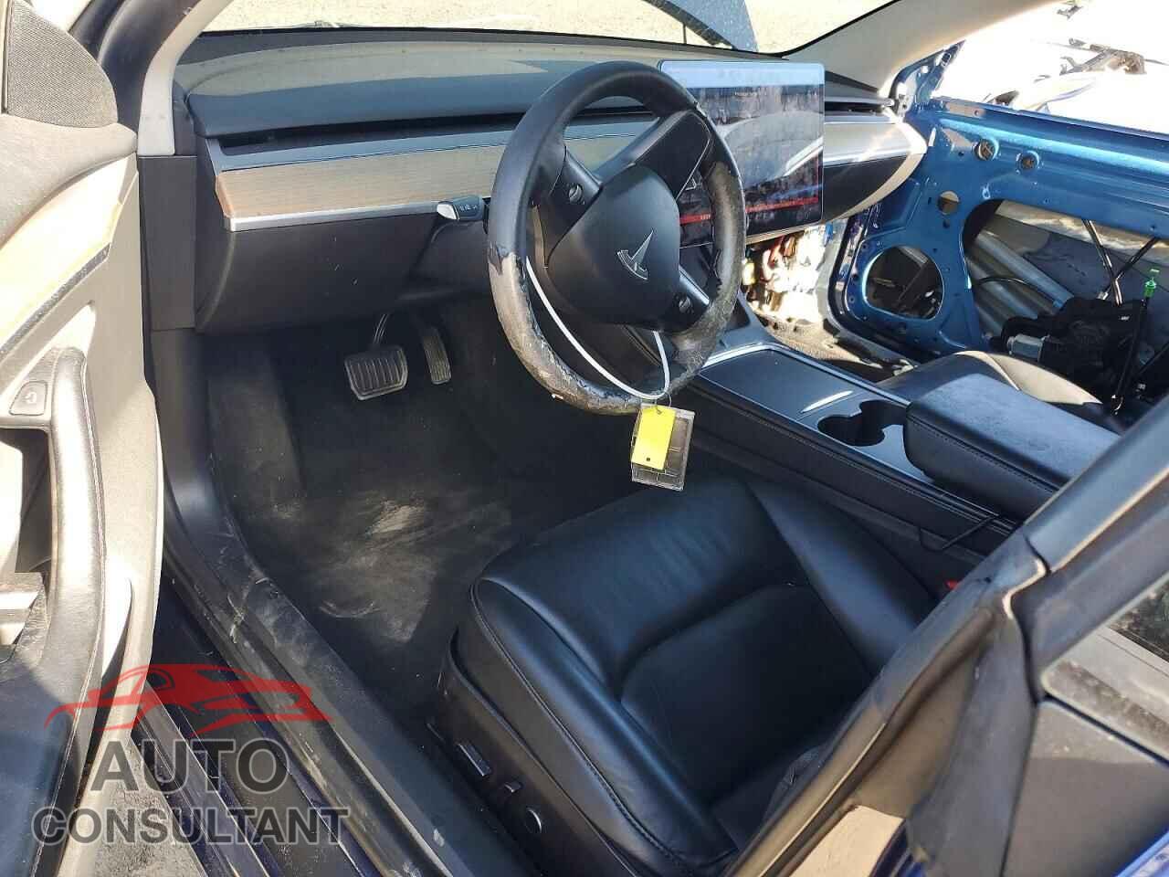 TESLA MODEL 3 2022 - 5YJ3E1EA2NF190883
