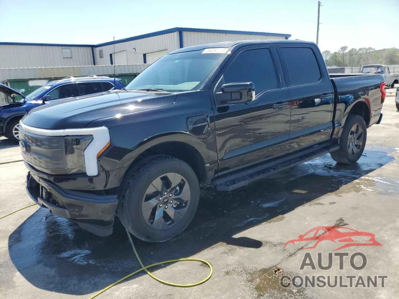 FORD F150 LIGHT 2023 - 1FTVW1EL8PWG07655