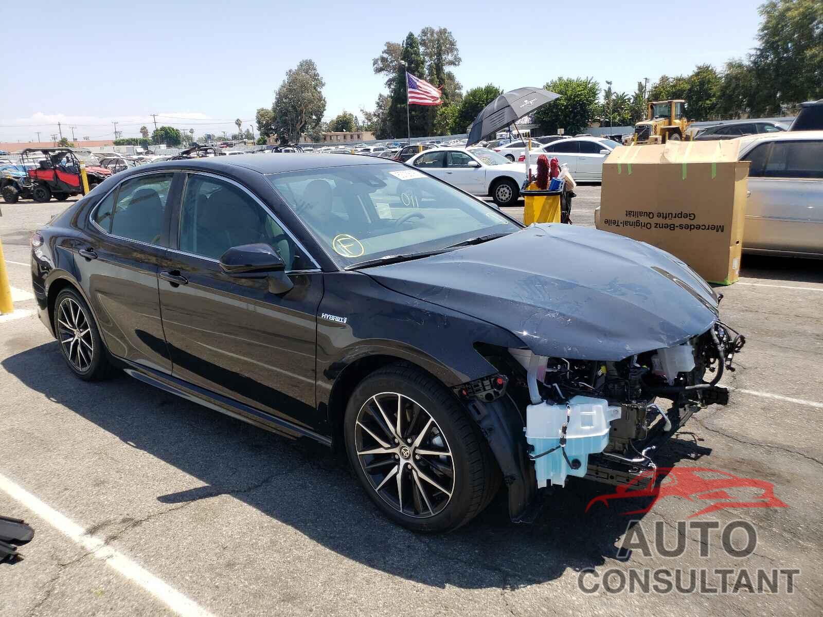 TOYOTA CAMRY 2021 - 4T1G31AK2MU566232