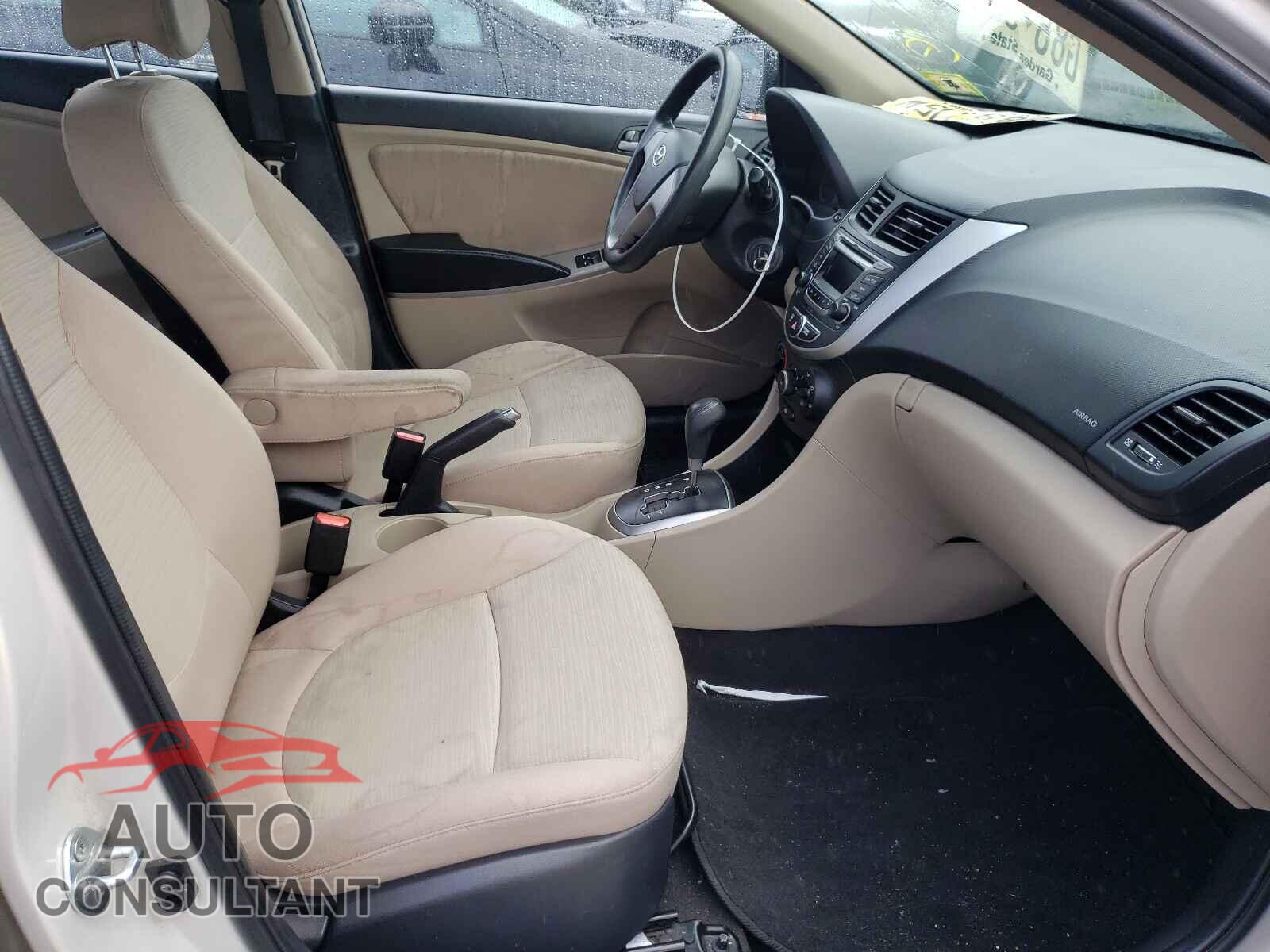HYUNDAI ACCENT 2016 - KMHCT4AE2GU972008