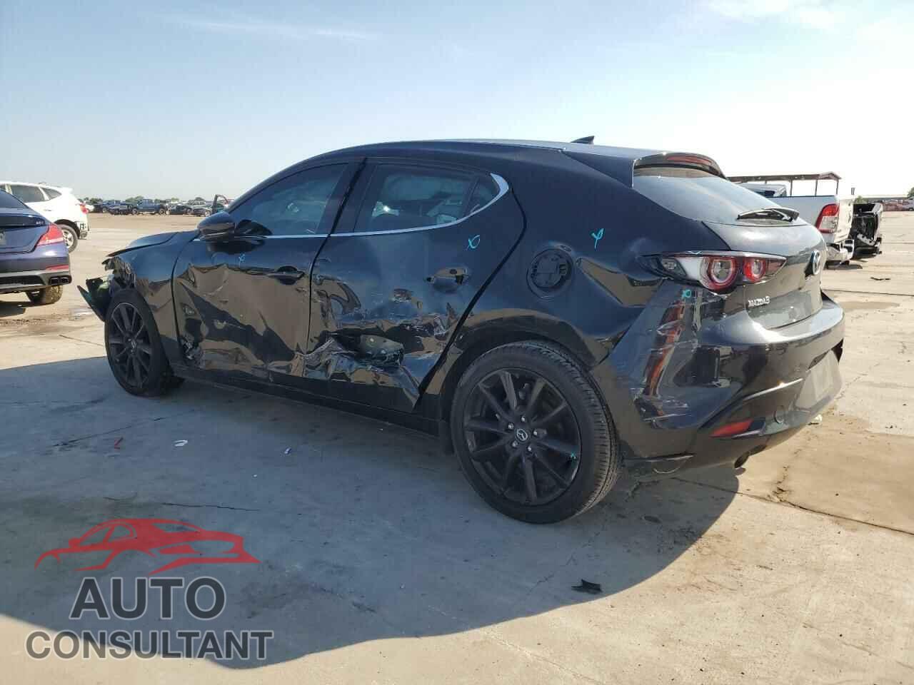 MAZDA 3 2022 - JM1BPAML0N1502121