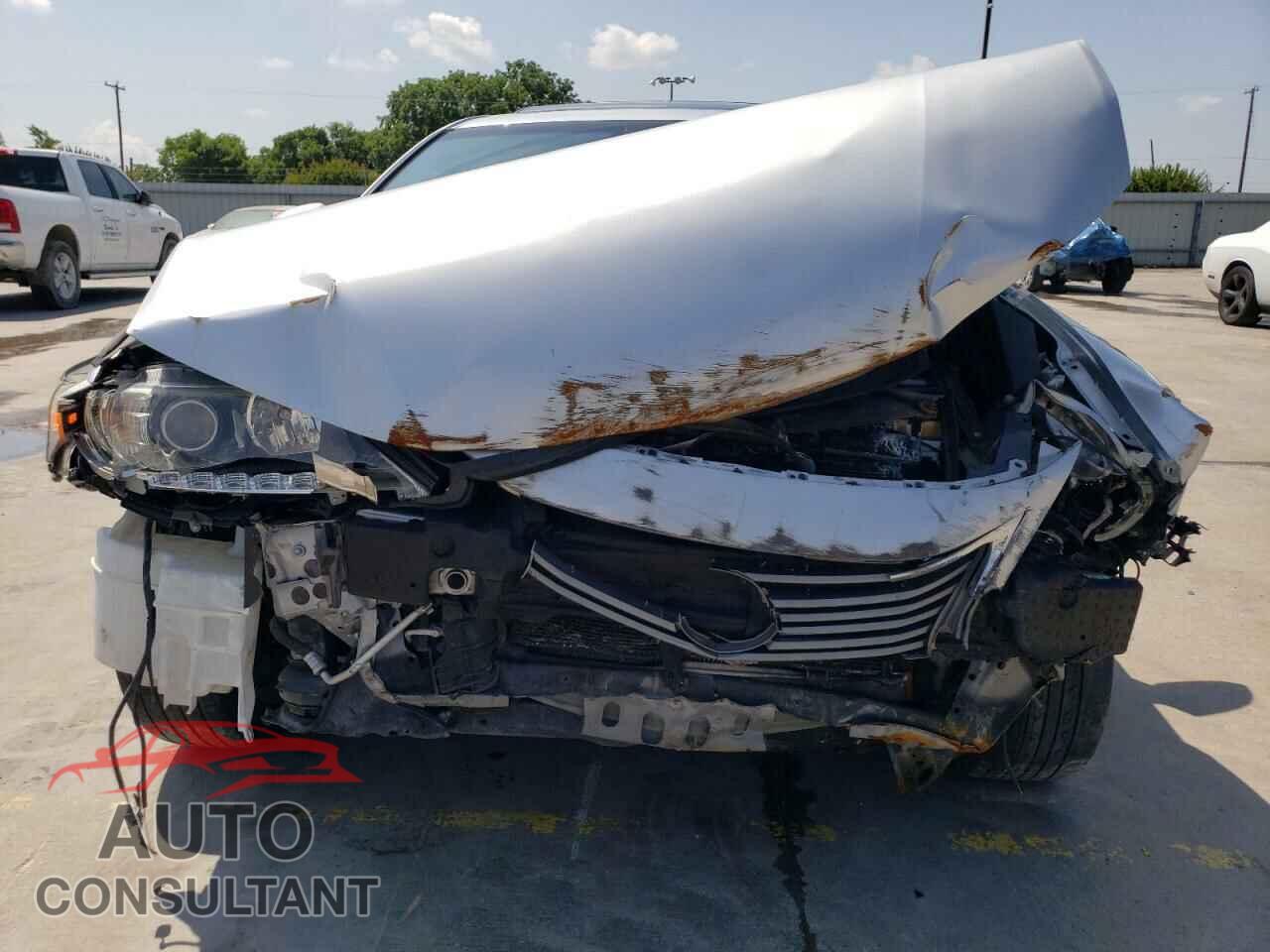 LEXUS ES350 2015 - JTHBK1GG1F2162467
