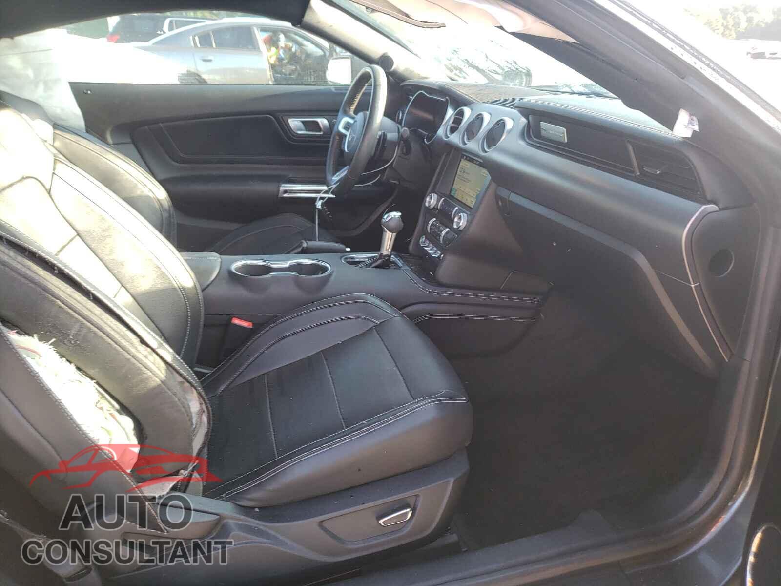 FORD MUSTANG 2018 - 1FA6P8CF5J5118480