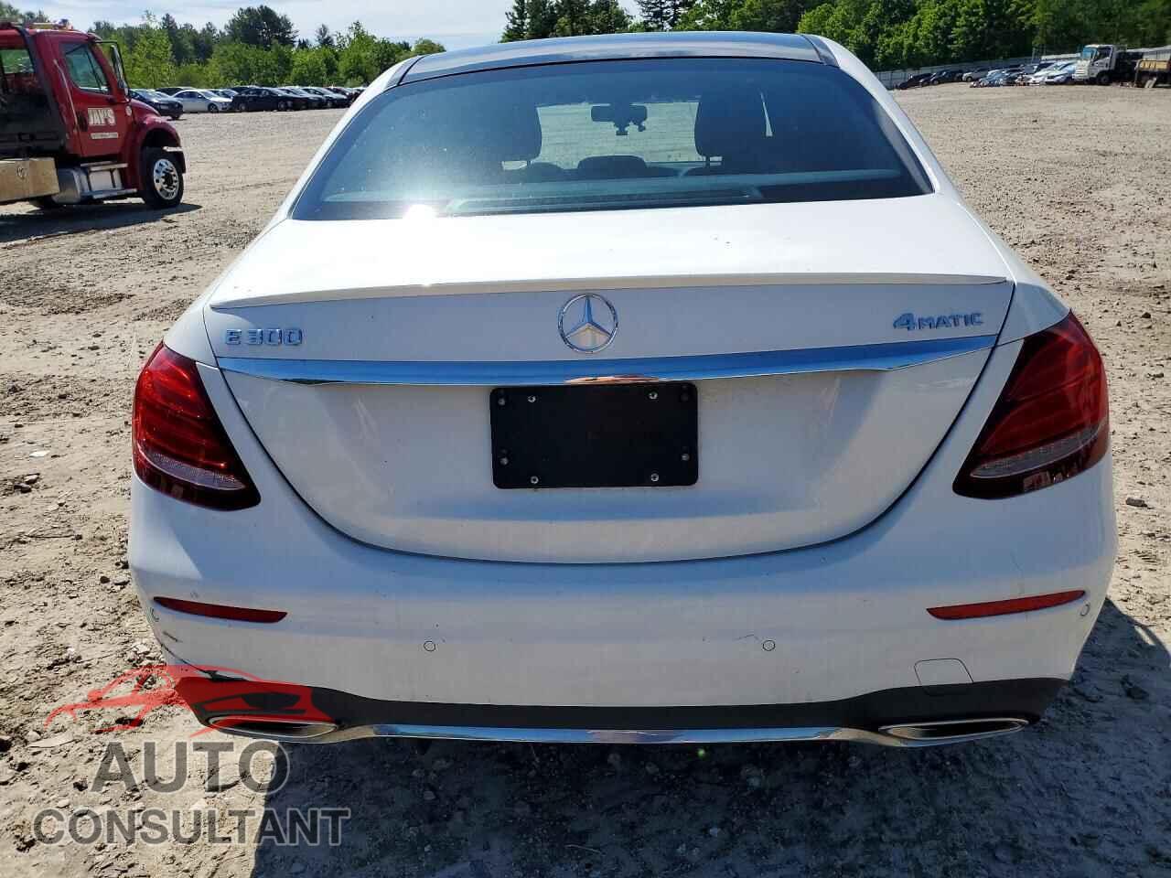 MERCEDES-BENZ E-CLASS 2017 - WDDZF4KB2HA212664