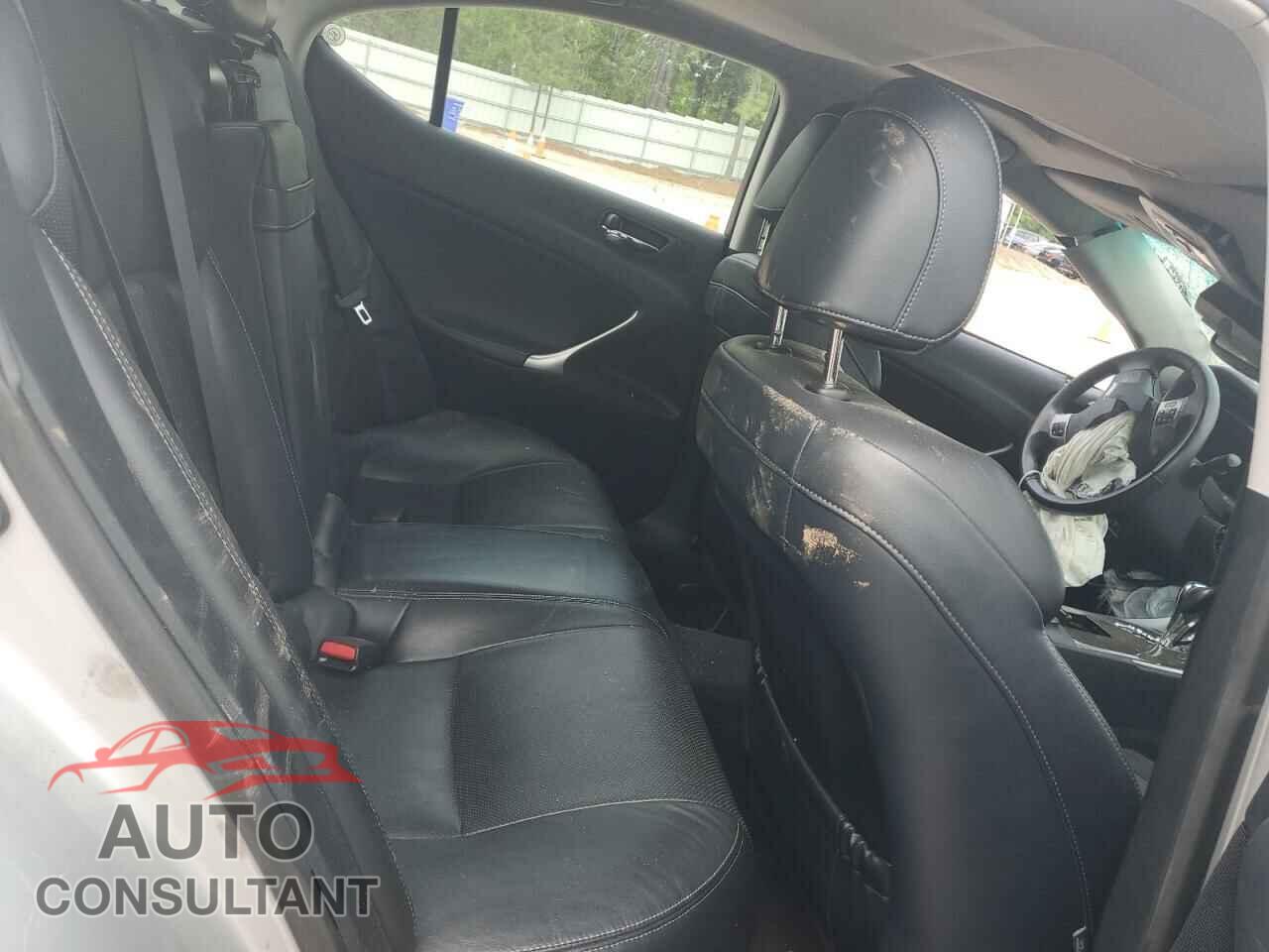 LEXUS IS 2012 - JTHBF5C21C5167037