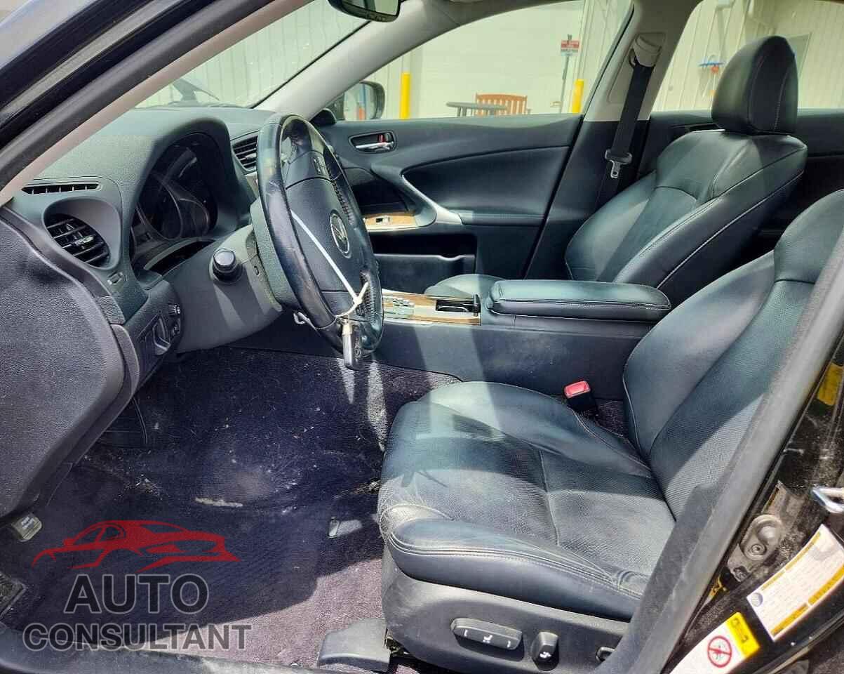 LEXUS IS 2010 - JTHCF5C24A5043636