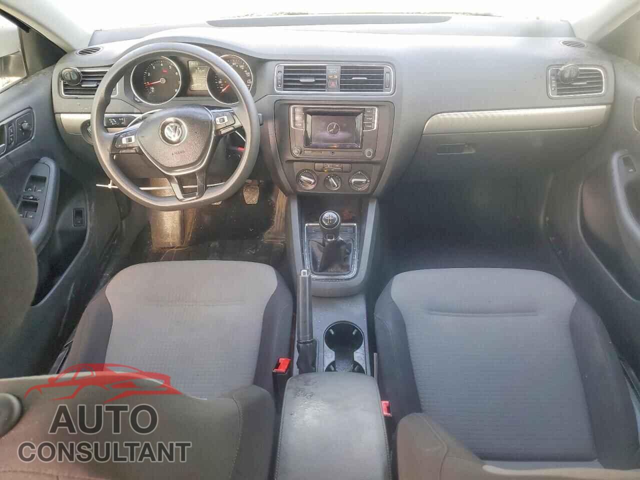 VOLKSWAGEN JETTA 2017 - 3VW167AJ4HM389217