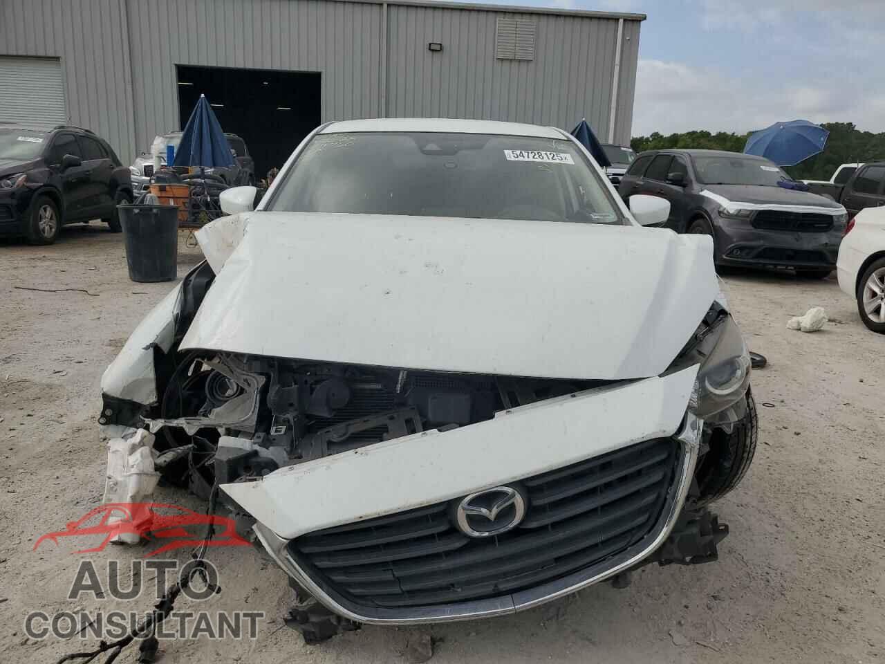 MAZDA 3 2017 - 3MZBN1V7XHM110243
