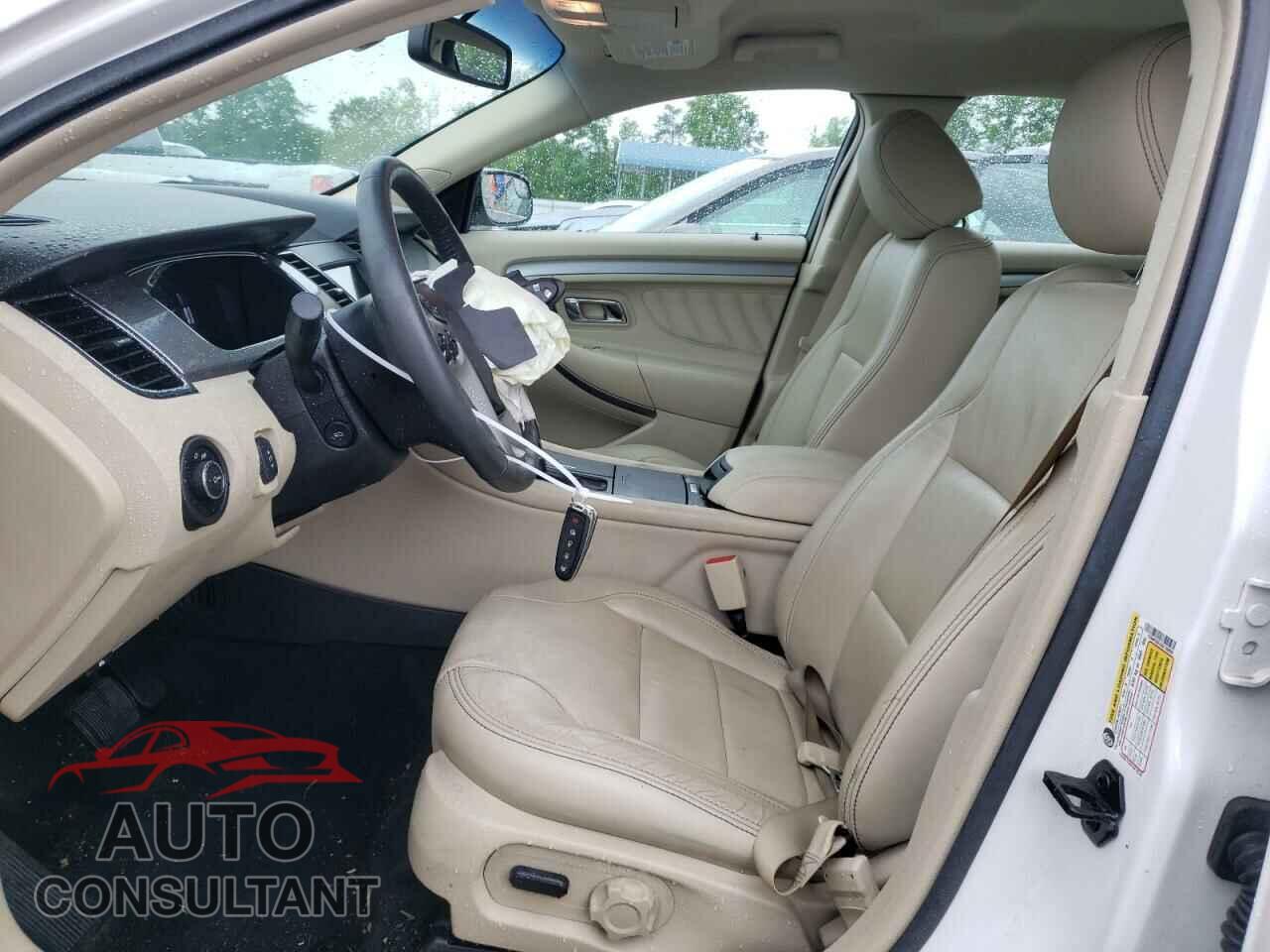 FORD TAURUS 2016 - 1FAHP2E82GG139899