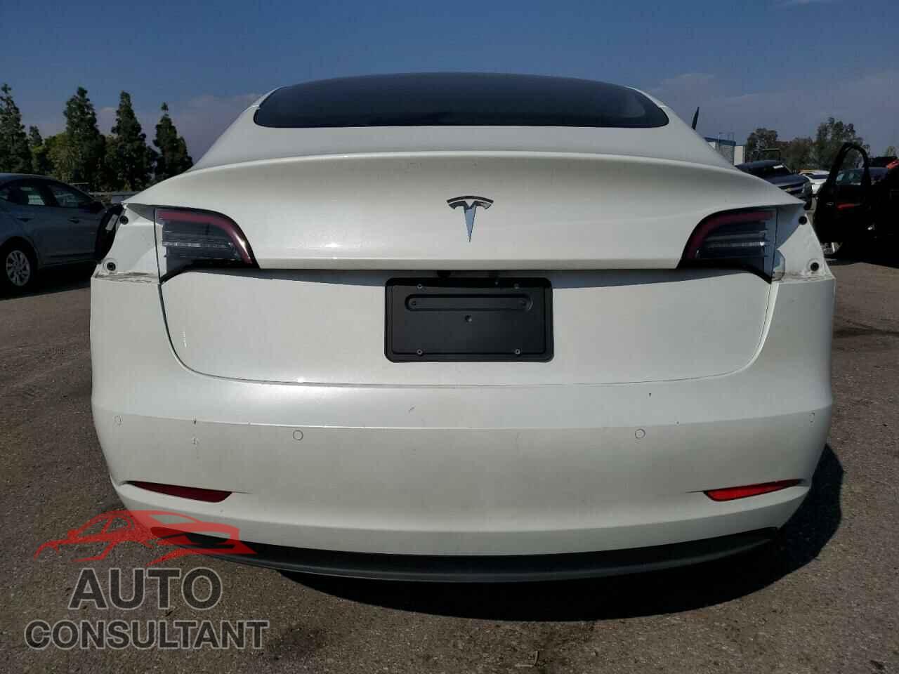TESLA MODEL 3 2021 - 5YJ3E1EAXMF068402