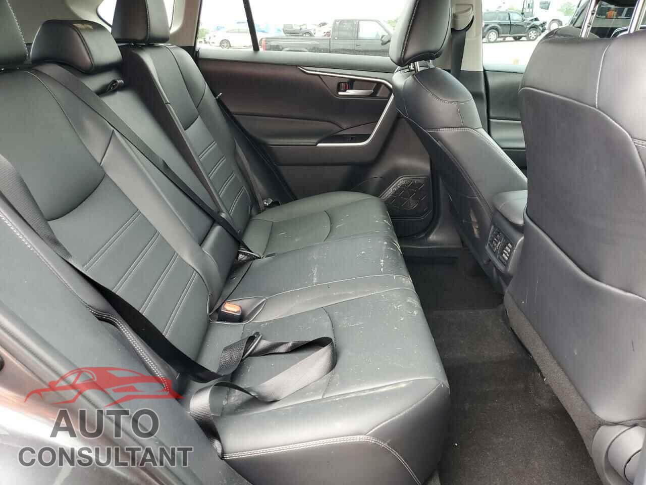 TOYOTA RAV4 2023 - 2T3C1RFV2PC237839