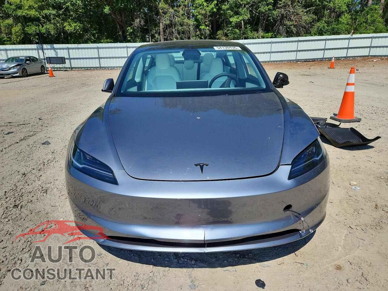 TESLA MODEL 3 2026 - 5YJ3E1EAXTF170944