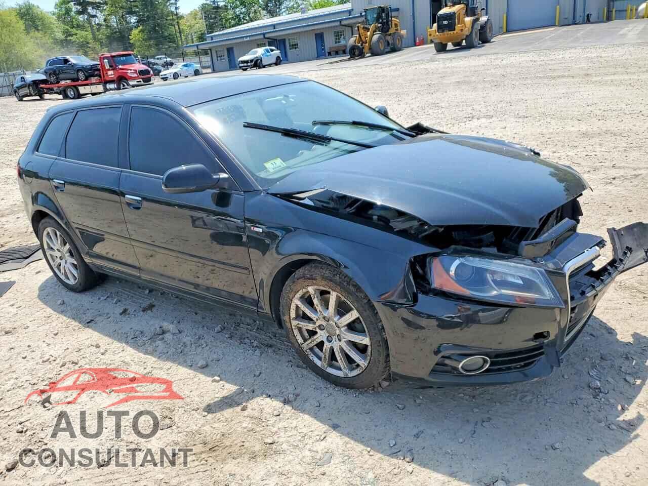AUDI A3 2013 - WAUMFAFM1DA017399