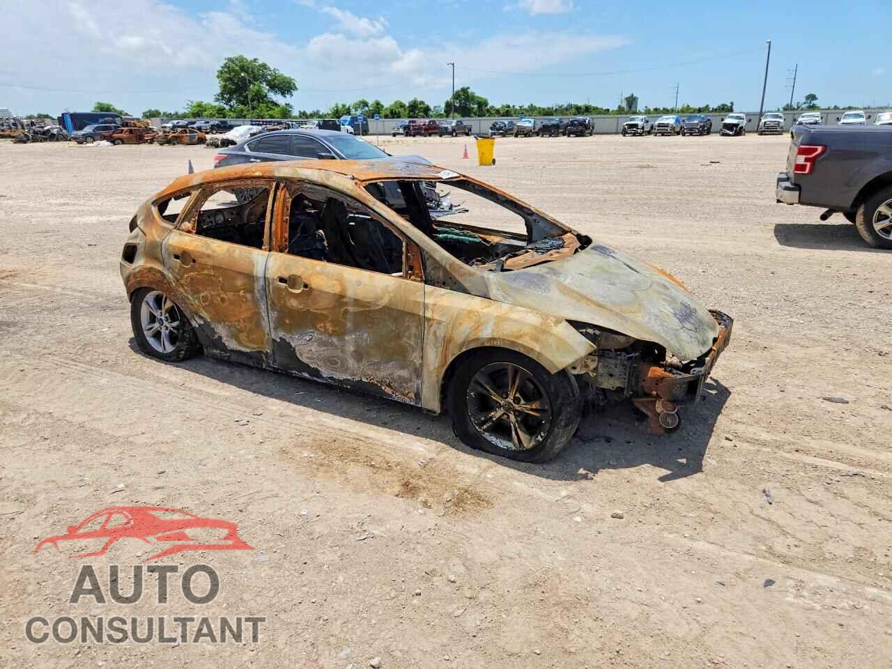 FORD FOCUS 5D S 2014 - 1FADT3K26EL400685