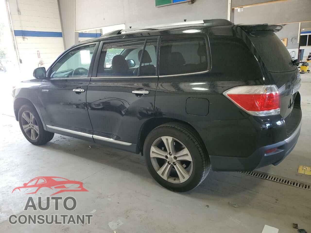 TOYOTA HIGHLANDER 2013 - 5TDDK3EH8DS267871
