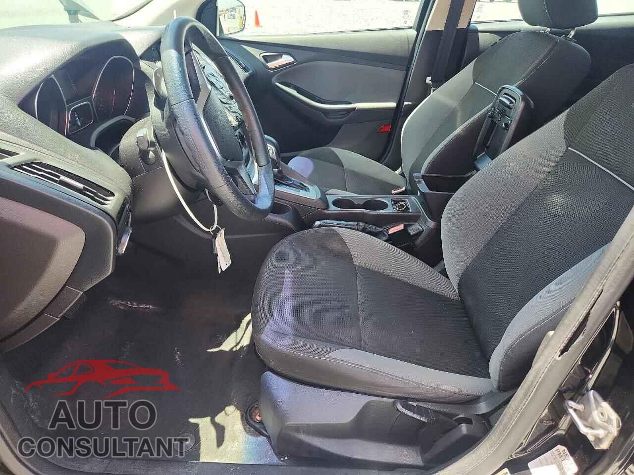 FORD FOCUS 2013 - 1FADP3K22DL265445