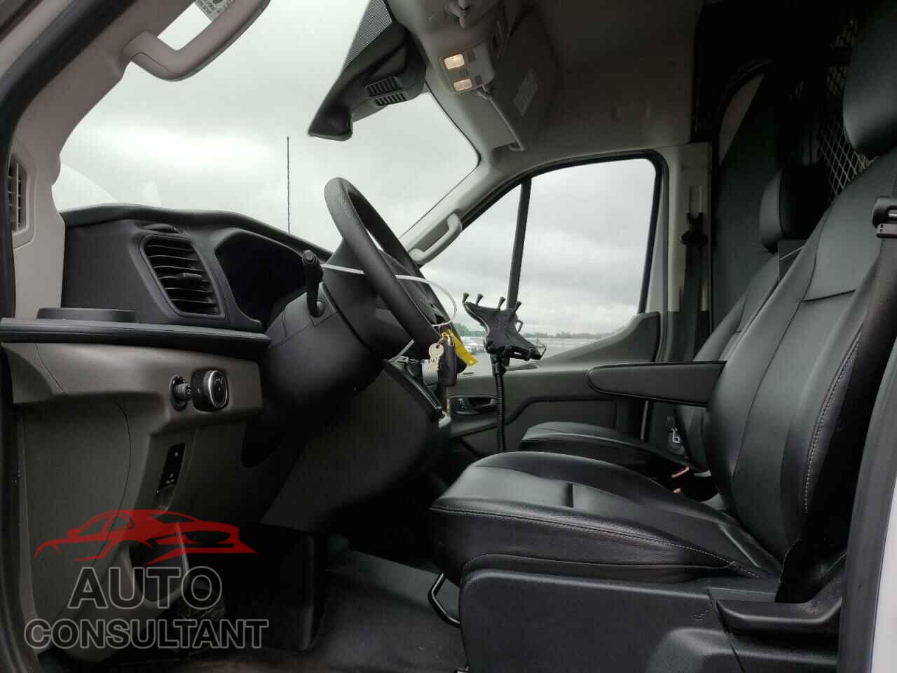 FORD TRANSIT 2023 - 1FTBR1C84PKA38397