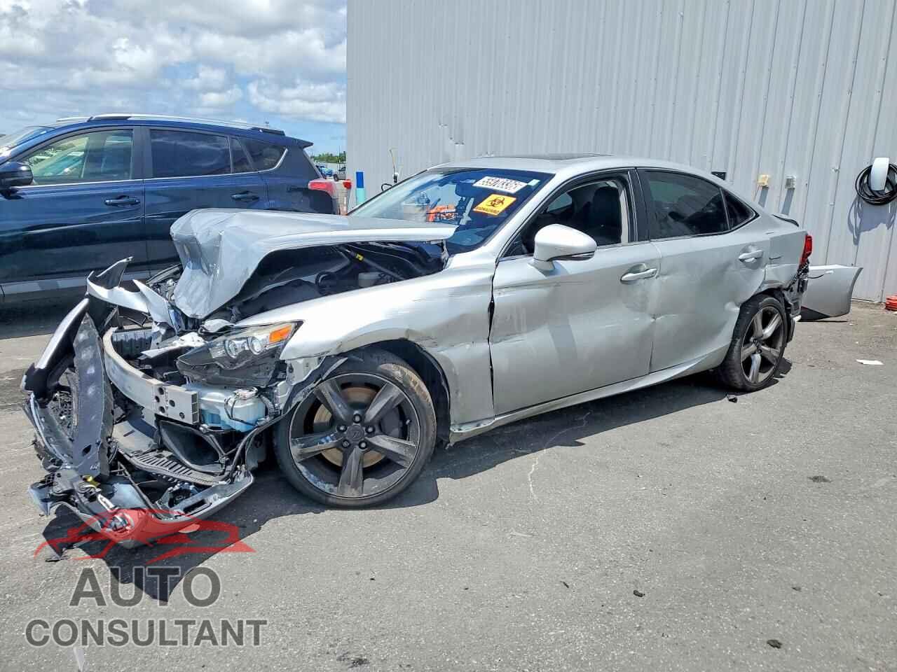 LEXUS IS 2014 - JTHBE1D20E5011391