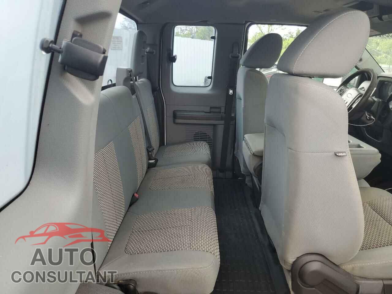 FORD F250 2011 - 1FT7X2B66BED04561
