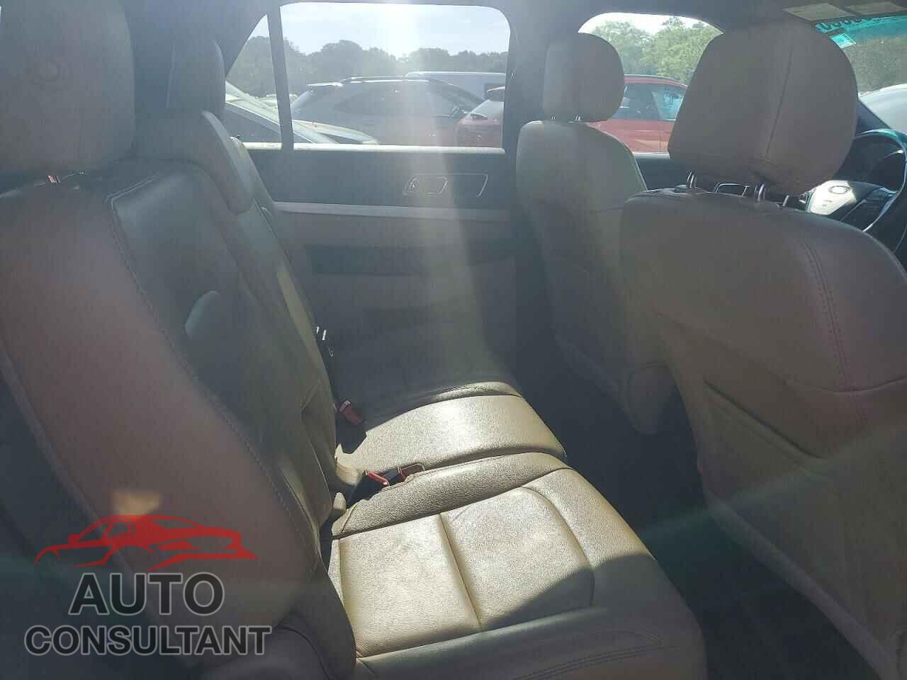 FORD EXPLORER 2017 - 1FM5K8D8XHGB03178