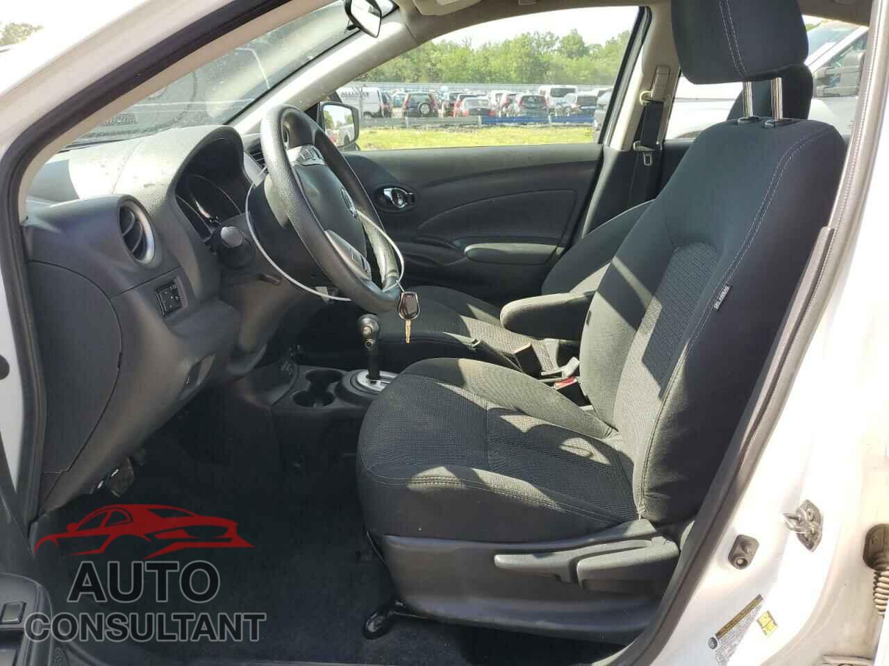 NISSAN VERSA 2019 - 3N1CN7AP3KL846490