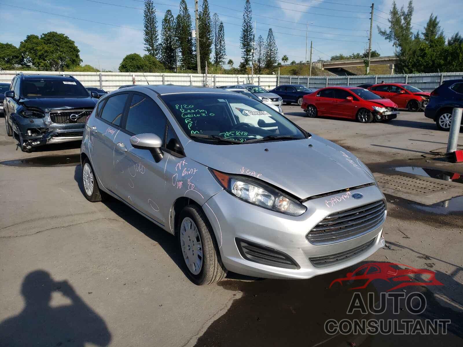 FORD FIESTA 2016 - 3FADP4TJ5GM169694