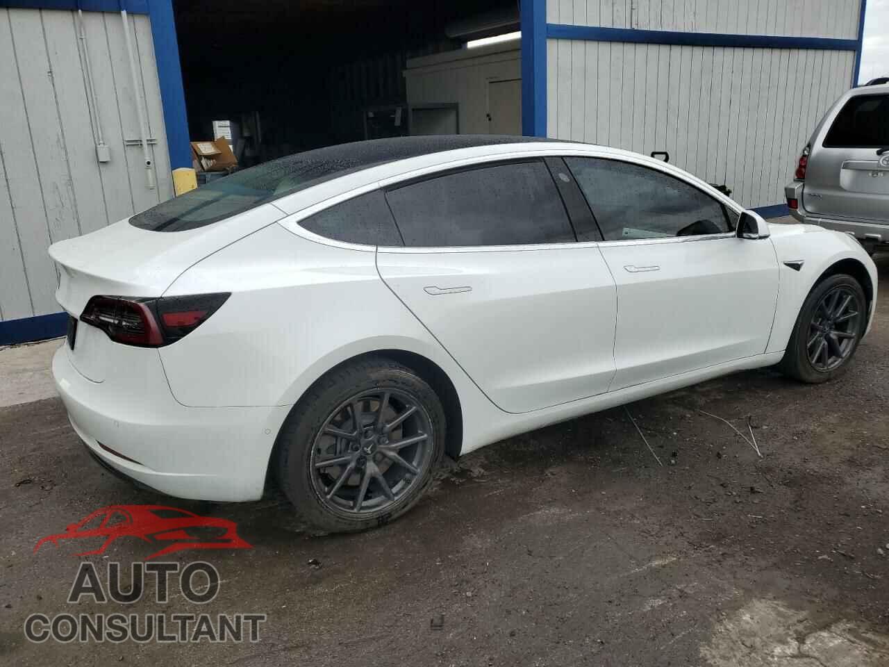 TESLA MODEL 3 2020 - 5YJ3E1EA8LF591111