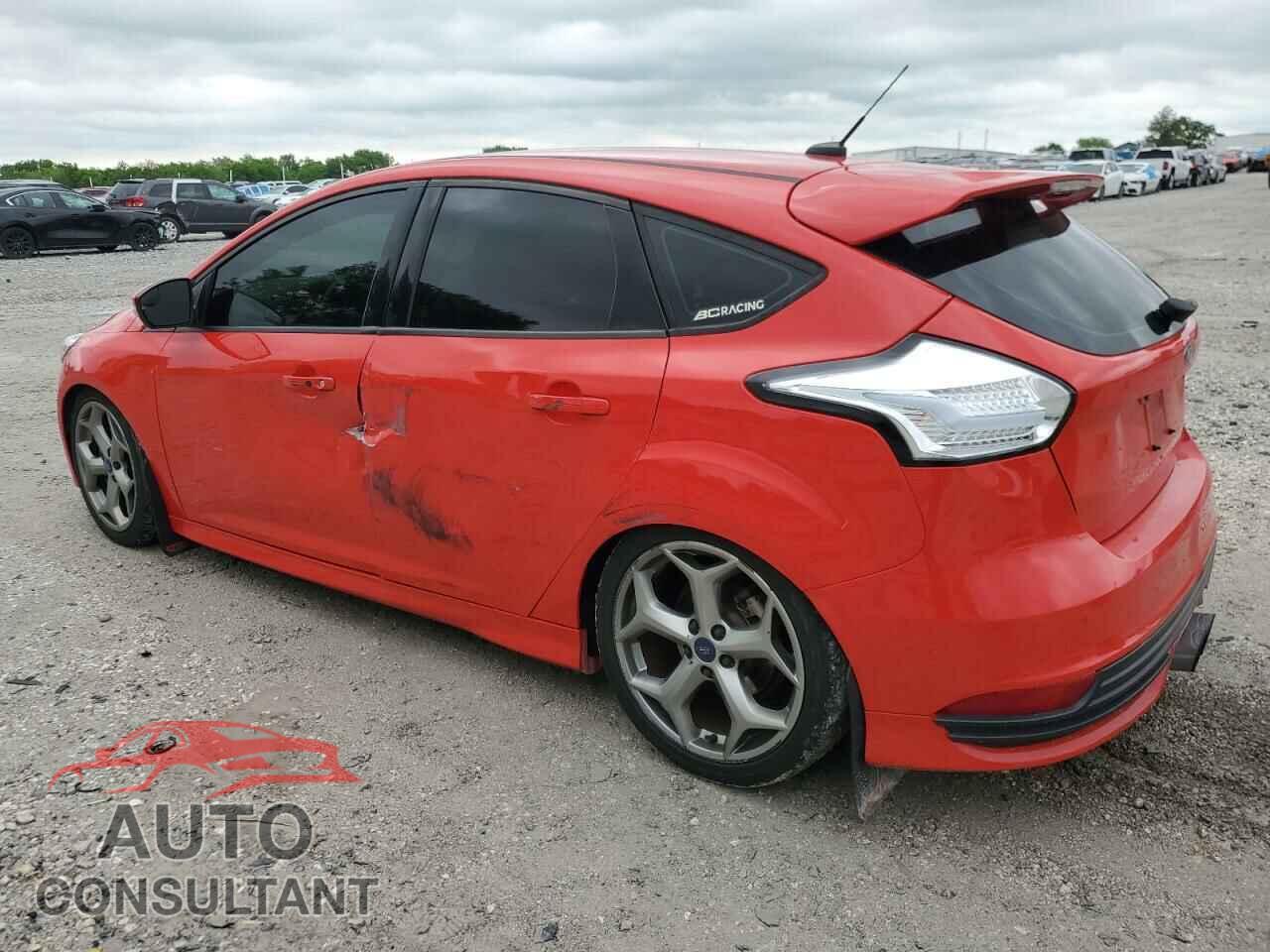 FORD FOCUS 2015 - 1FADP3L99FL336736