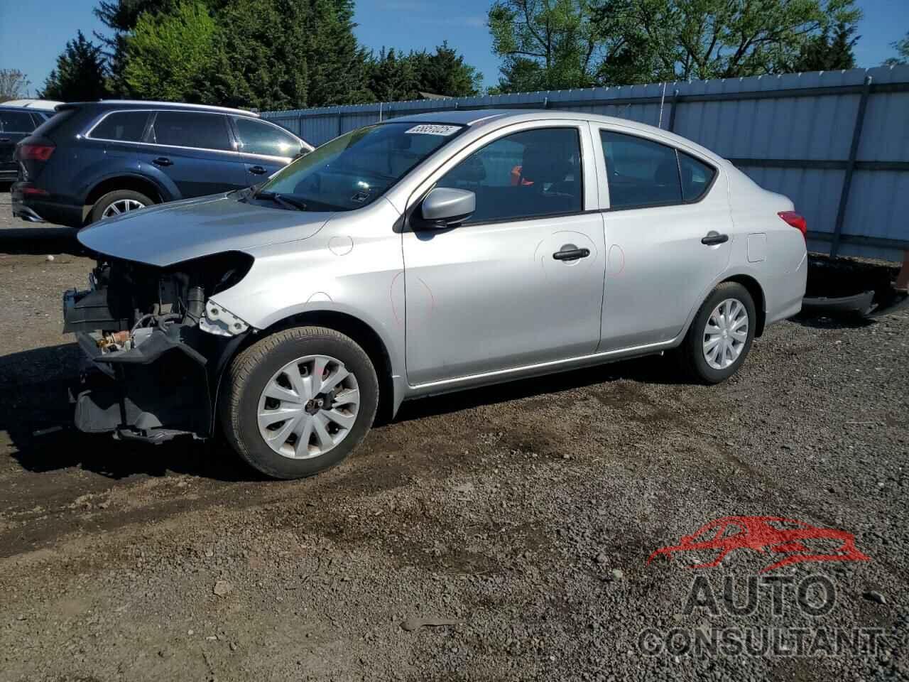 NISSAN VERSA 2018 - 3N1CN7AP8JL824869
