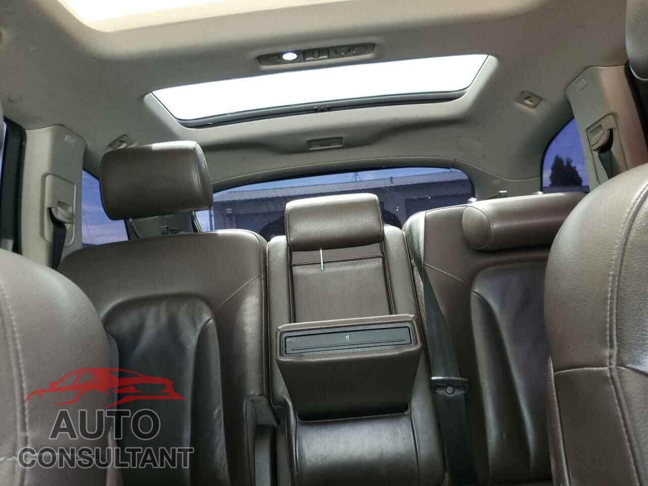 AUDI Q7 2011 - WA1LMAFEXBD004153