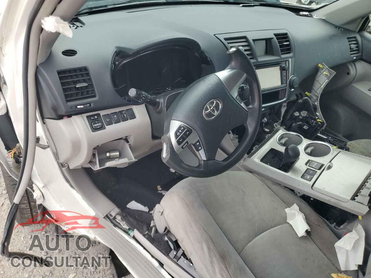 TOYOTA HIGHLANDER 2013 - 5TDBK3EH8DS234750