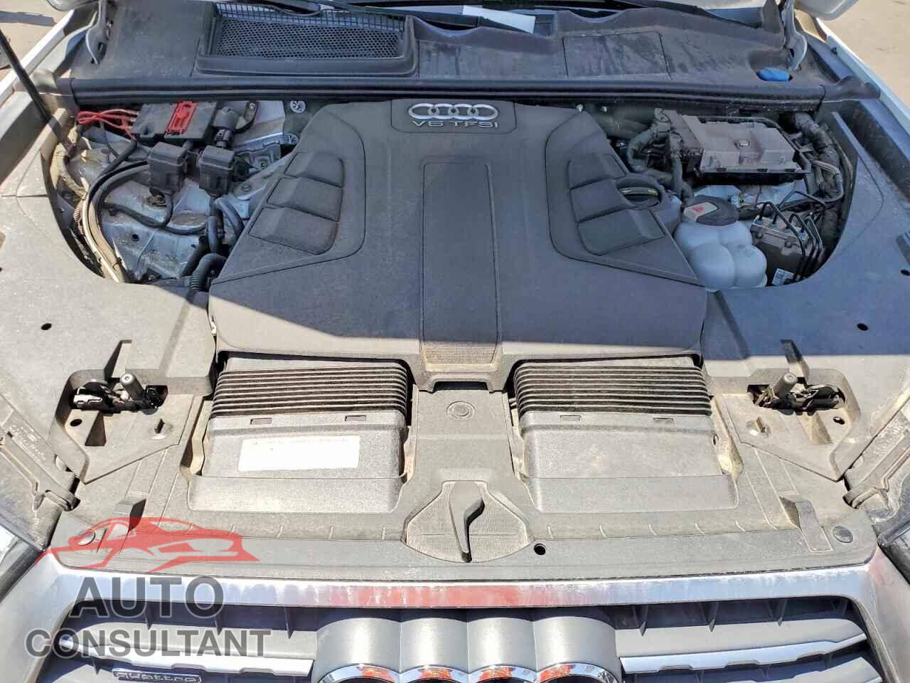 AUDI Q7 2017 - WA1LAAF76HD025889