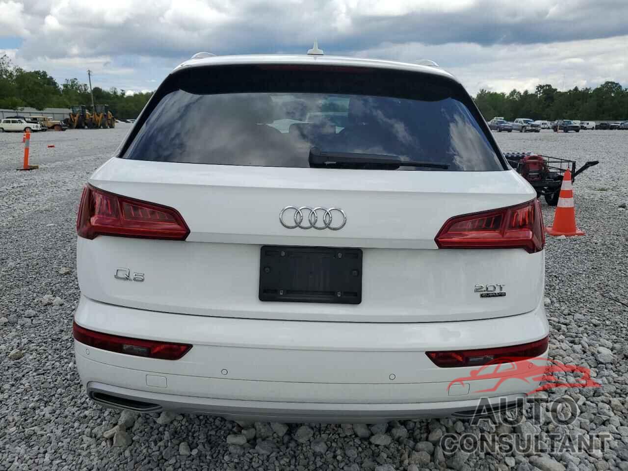 AUDI Q5 2018 - WA1BNAFY6J2135528