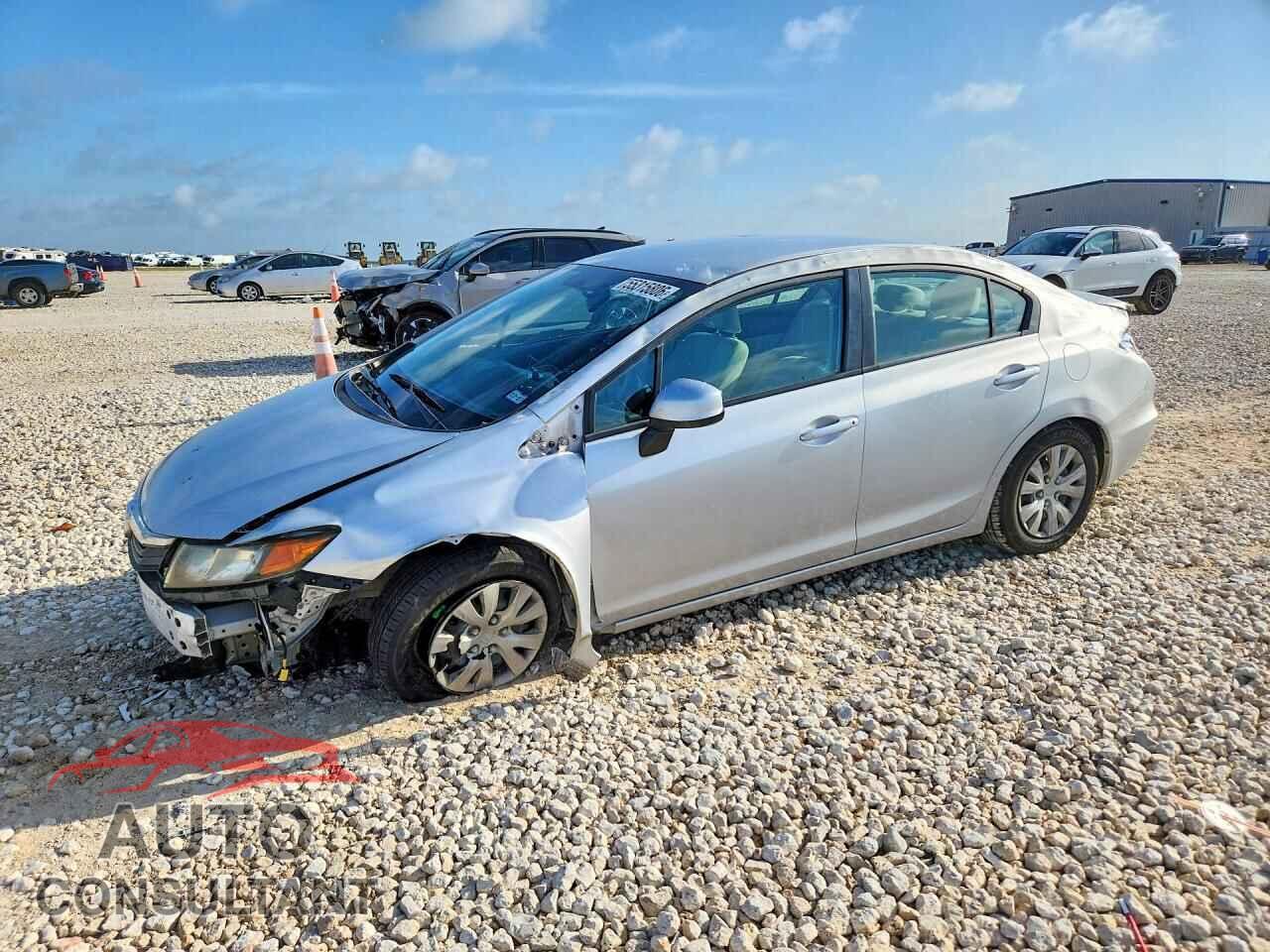 HONDA CIVIC 2012 - 2HGFB2F52CH560526