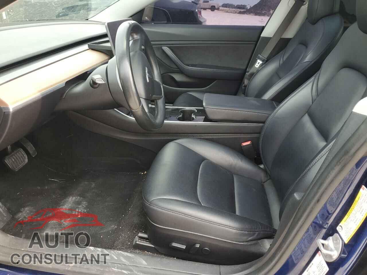 TESLA MODEL 3 2018 - 5YJ3E1EB2JF085151